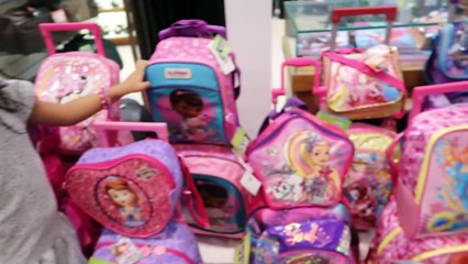COMPRANDO O MATERIAL ESCOLAR da Bia Lobo VLOG