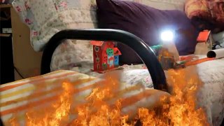 HOT WHEELS SUPER JUMPS! Stunts over FIRE! Crash and Burn!