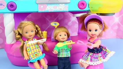 Kelly Sweetsville Donut Shop Frozen Kids Alex and Felicia Make Play Doh Donuts by ToysRevi