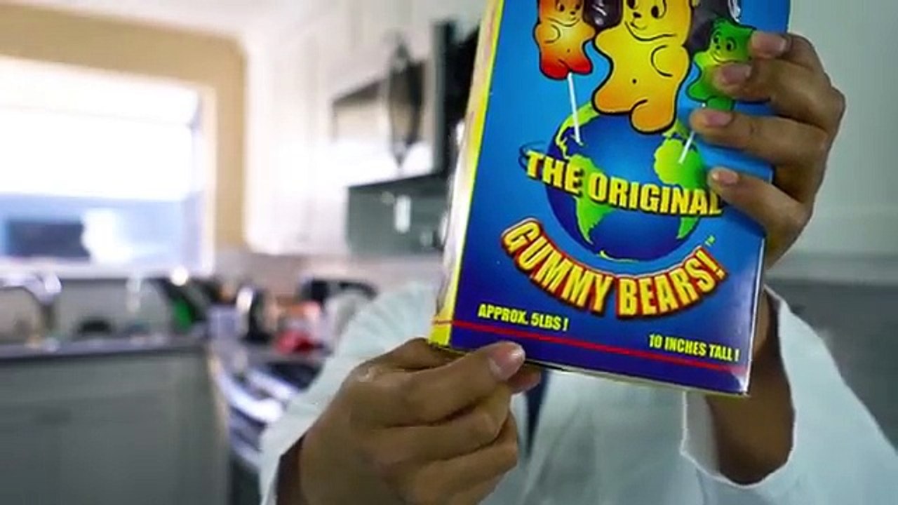 Do Not Boil A Giant Gummy Bear!