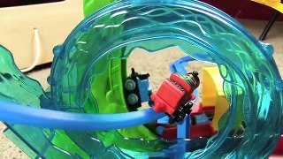 Thomas and Friends | Thomas Train Minis Motorized Raceway | Toy Trains for Kids