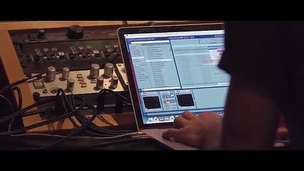 In The Studio with The Chainsmokers