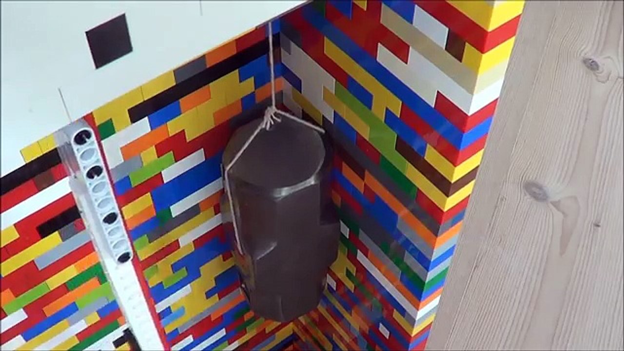 Lego Pendulum Clock