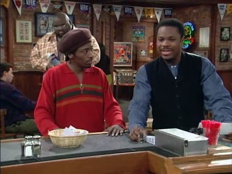 Malcolm & Eddie 1x11 Dead Guy