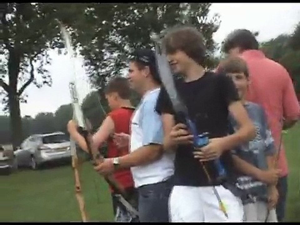 Killing duck with bow and arrow (ten straight hits)