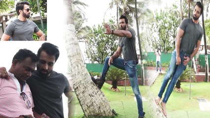 Sonu Sood teaching MEDIA person how to click Photo during Paltan Promotion: Watch Video | FilmiBeat