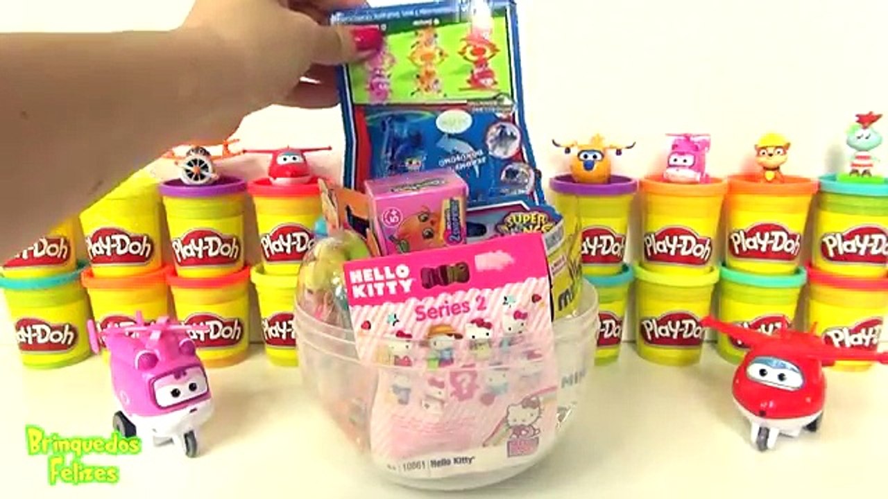 Ovo Surpresa Gigante de Super Wings Jerome em Português Brasil de Massinha Play Doh