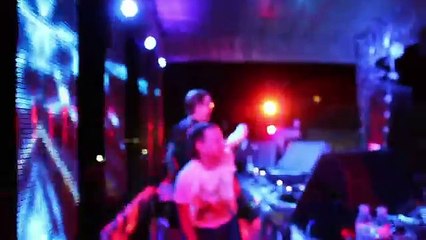 Vote for DJ Antoine DJ MAG TOP 100