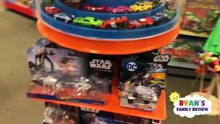 Family Fun Shopping Trip Toy Hunt for Mommys Birthday with Ryans Family Review