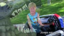 KID POLICE CAR by Kid Trax Chased By JURASSIC WORLD Puppet in Power Wheels Style Kid Car V