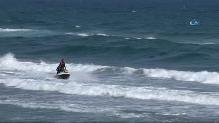 Şile Sofular Halk Plajında Vatandaşların Denize Girmesi Yasaklandı