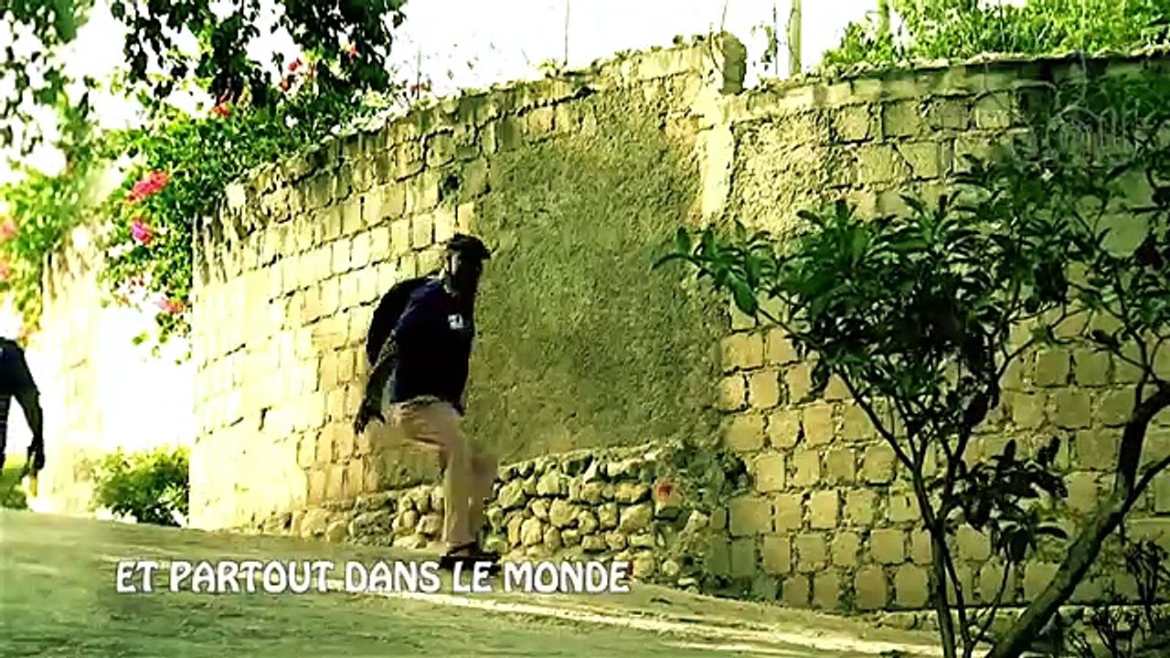 TonTon Bicha pour la Poste dHaiti