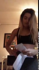 Lola índigo (Mimi ot 2017) directo enseñando regalos de los fans