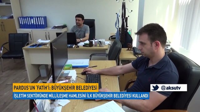 'İşletim sistemi yerlileşen' Kahramanmaraş Belediyesi'nin masaüstü görseli Pardus, kullandığı 'korsan Windows'