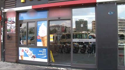 Bağcılar'da 'Çığlık' maskeli soygun kamerada