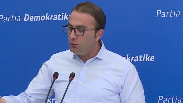 PD, Bardhi: Bego fitoi tendera në kundërshtim me ligjin - Top Channel Albania - News - Lajme