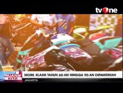 Pameran Mobil Klasik Menarik Minat Kaum Hawa