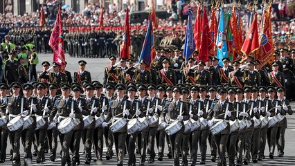 Kiev: la parata per il "Giorno dell'Indipendenza