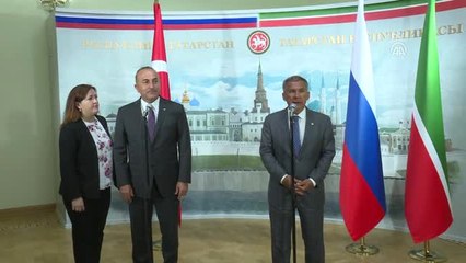 Télécharger la video: Dışişleri Bakanı Çavuşoğlu-Tataristan Cumhurbaşkanı Minnihanov