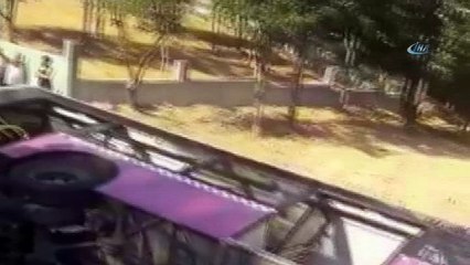 Sarıyer'de halk otobüsü devrildi