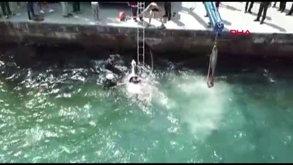 İstanbul- Sarıyer'de Atla Birlikte Denize Düştü