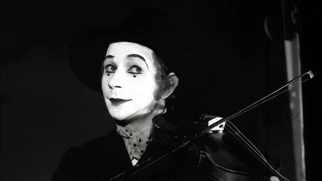 Скончался английский танцовщик Линдси Кемп