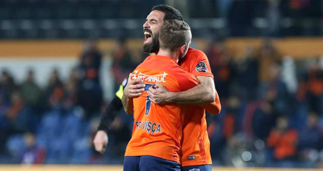 Fenerbahçe, Başakşehir'in Yıldızı Edin Visca İçin Harekete Geçti