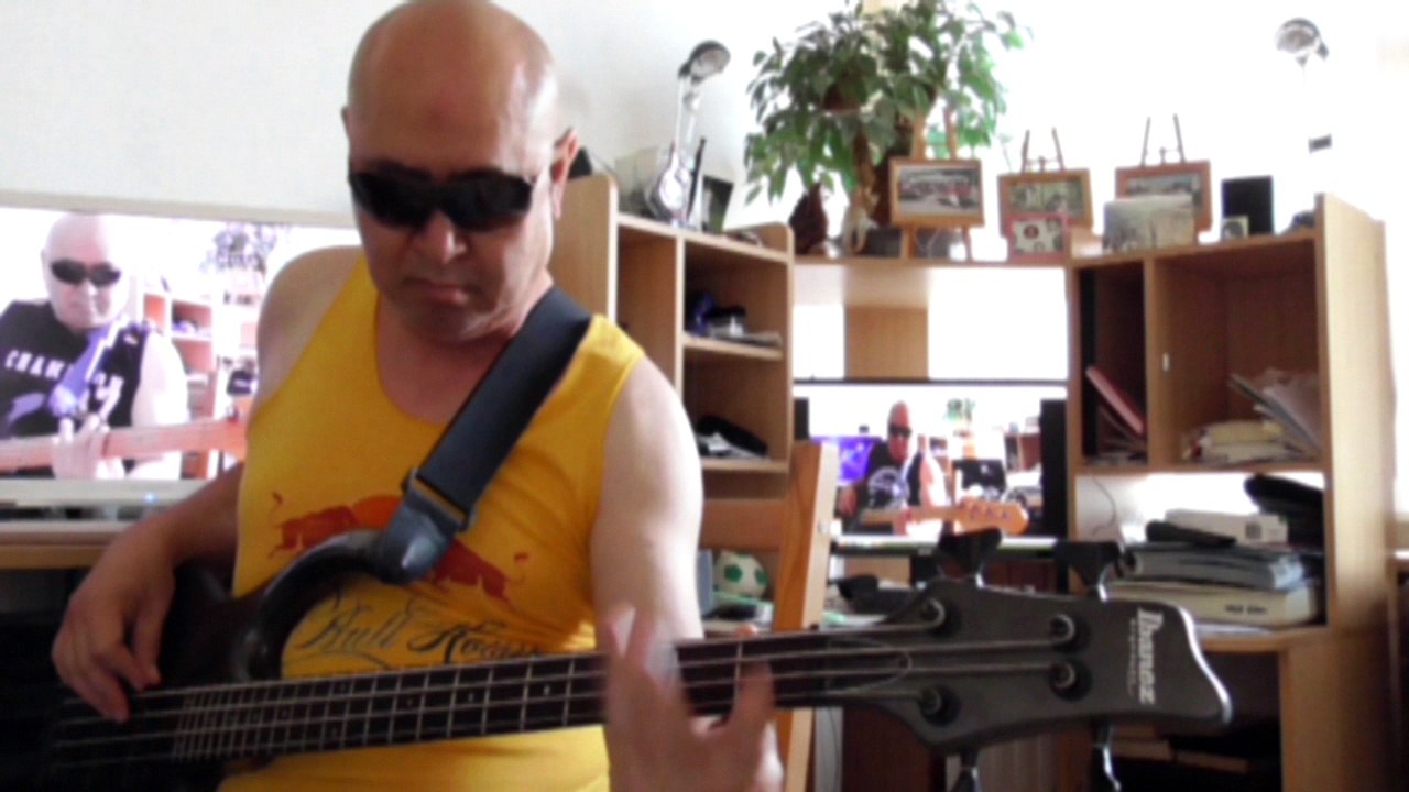 Marcus Miller - Snakes HD720 m2 basscover4 Bob Roha