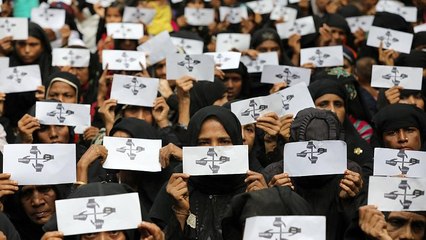 Um ano de refugiados Rohingya a fugir de Myanmar