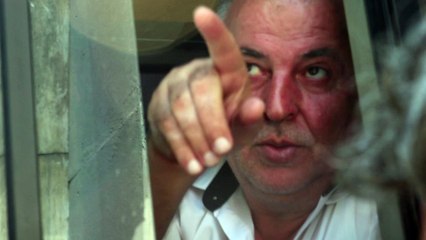 Polis otobüsü şoförüyle esnaf arasında tartışma çıktı