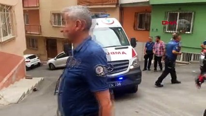 Oğlunun balkondan düştüğünü görünce kendi de atladı