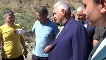 TBMM Başkanı Yıldırım, kazazedelerin yardımına koştu - ERZİNCAN