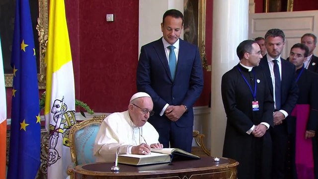 El Papa reconoce el fracaso de la Iglesia ante los crímenes de abusos a menores