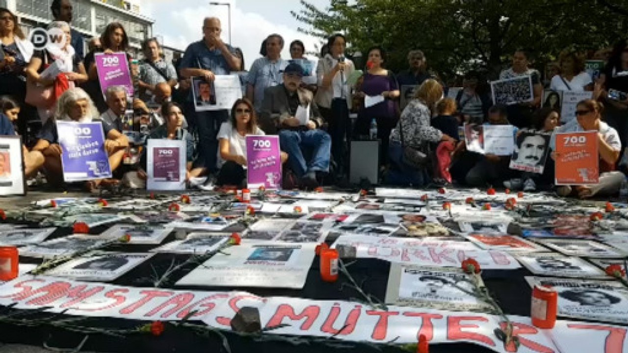 Berlin'de Cumartesi Anneleri ile dayanışma