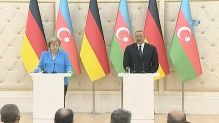 Almanya Başbakanı Merkel Azerbaycan'da