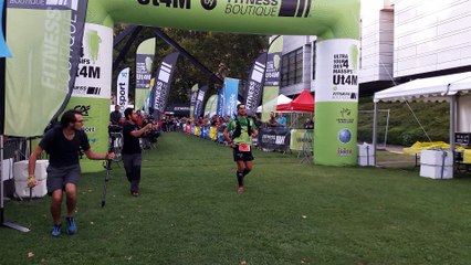 Le vainqueur de l'Xtrem 160 Lucien Loyer à l'arrivée de l'UT4M