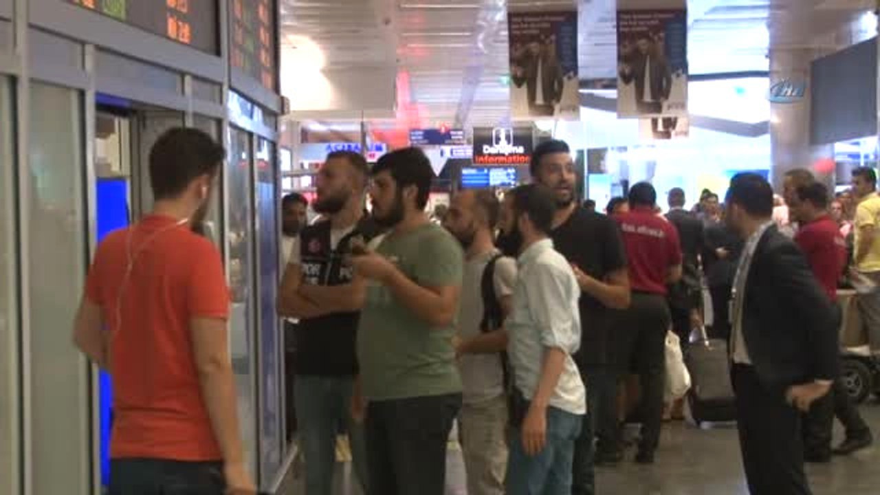 Loris Karius, Beşiktaş İçin İstanbul'da