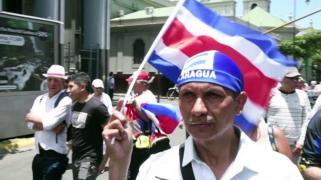 Costarricenses y nicaragüenses marchan contra xenofobia