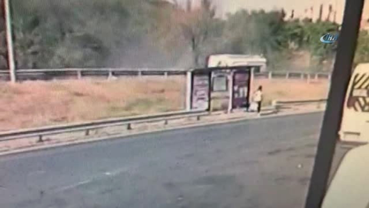 Tem Otoyolu'ndaki Feci Kaza Güvenlik Kamerasında