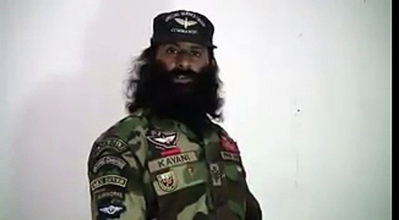 Afghans and local traitors on social media claimed that this Pakistan army SSG commando has been killed in #Ghazni. He is alive and well. Don't fall for the propaganda of Afghans and Pashteens. Thank you.