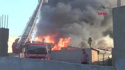 Arnavutköy'de Mobilya İmalathanesinde Yangın 2