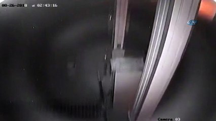 - İran’daki Depremde 2 Kişi Öldü, 241 Kişi Yaralandı