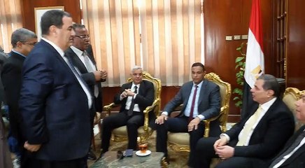 وزير القوى العاملة يأمر بتشكيل لجنة لدراسة احتياجات جامعة المنوفية خلال اسبوعين والبداية من الغد ودورة تدريبية للطلاب (1)