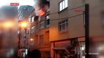 Yangında mahsur kalan 2 kadın balkondan atladı