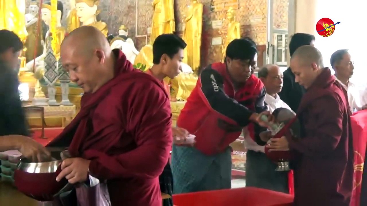၈၈ အေရးေတာ္ပံုကာလ ေမာ္လၿမိဳင္မွာ က်ဆံုးသြားသူမ်ားအား ဂုဏ္ျပဳ (႐ုပ္/သံ)ဧရာဝတီ၊ ၾသဂုတ္ ၂၂ ၊ ၂၀၁၈ႏွစ္ ၃၀ ၾကာခဲ့ၿပီးျဖစ္ေသာ ၈၈ ဒီမိုကေရစီ အေရးေတာ္ပံုကာလက ေမာ္လၿ