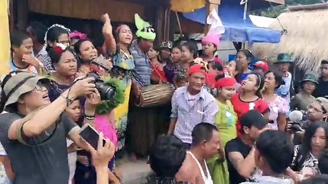 ​ေတာင္​ျပံဳးပြဲ​ေတာ္​ ဝါ​ေခါင္​လဆန္​း ၁၄ ရက္​​ေန႔တြင္ျပဳလုပ္သည့္ ယုန္​ထိုးပြဲ လွည္​့လည္​ က်င္​းပ​ေနမႈ တိုက္​႐ိုက္​ထုတ္​ခ်က္ (ရုပ္/သံ)ဧရာဝတီ၊ ၾသဂုတ္ ၂၅၊ ၂၀၁၈
