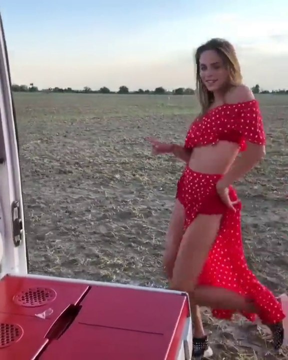 Epic Most Charming Kiki Challenge so Far