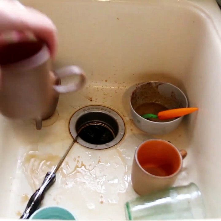 FACILE À FAIRE - Ces 5 astuces de nettoyage de cuisines