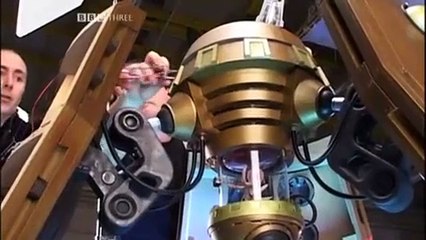 Doctor Who Confidential S01E13