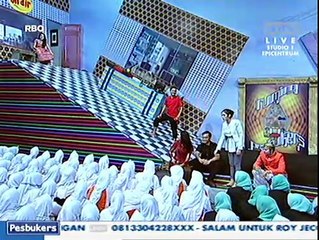Ayu Ting Ting dan Jessica Iskandar Saling Ejek di Pesbuker